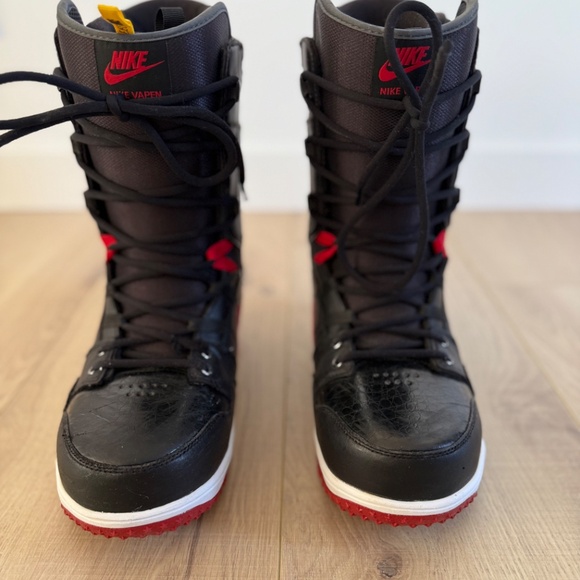 Men’s Nike Vapen Snowboard Boots - Picture 2 of 10